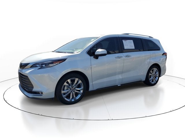 2023 Toyota Sienna Platinum