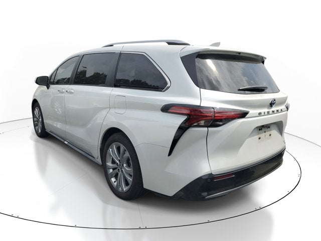 2023 Toyota Sienna Platinum
