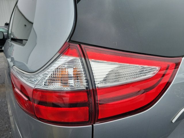 2018 Toyota Sienna Base