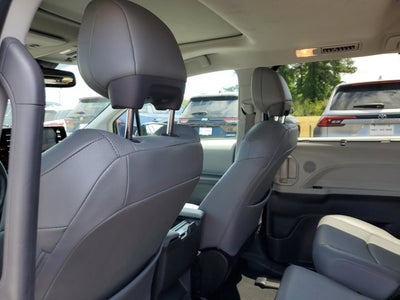 2024 Toyota Sienna XLE
