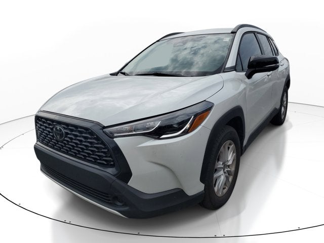 2025 Toyota Corolla Cross LE