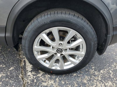 2021 Nissan Rogue Sport SV